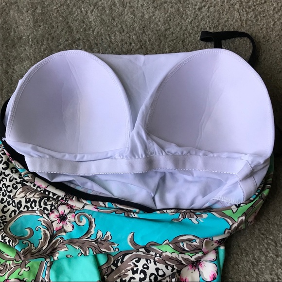 one piece swimsuit Sz 24 NWOT animal print - Picture 5 of 7